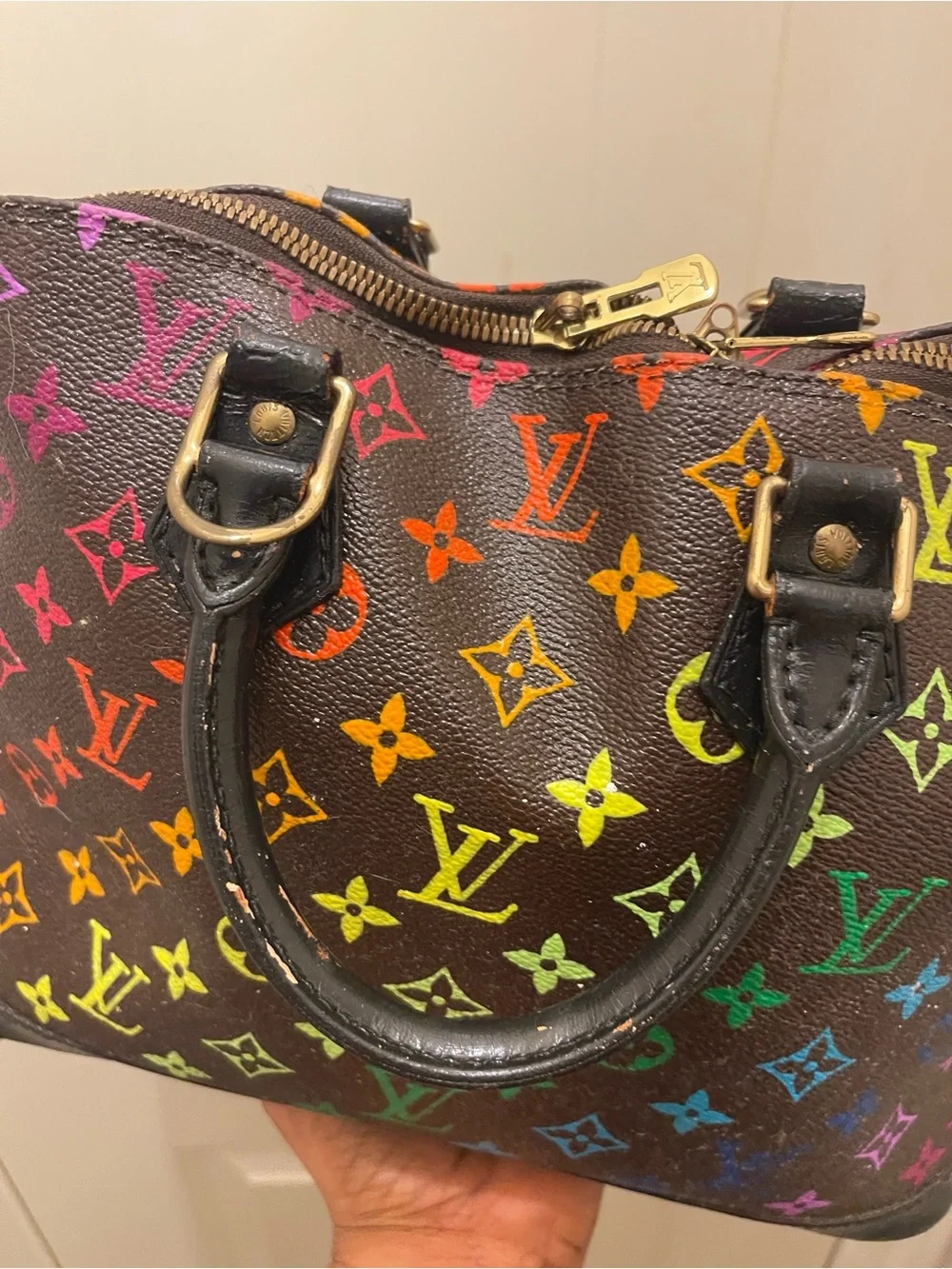 Authentic Louis Vuitton, please check all picture of condition - Picture 12 of 17